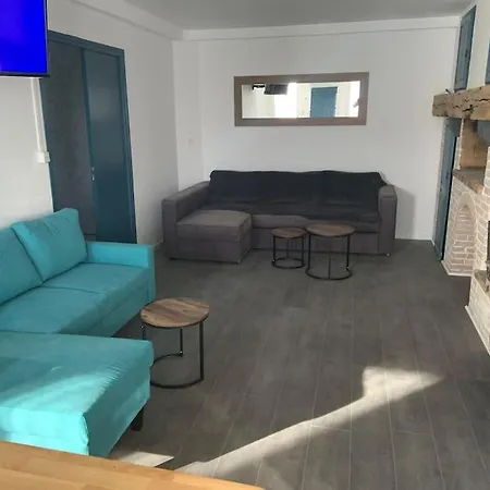 Rdc Avec Jardin Et Piscine Lejlighed Labessiere-Candeil