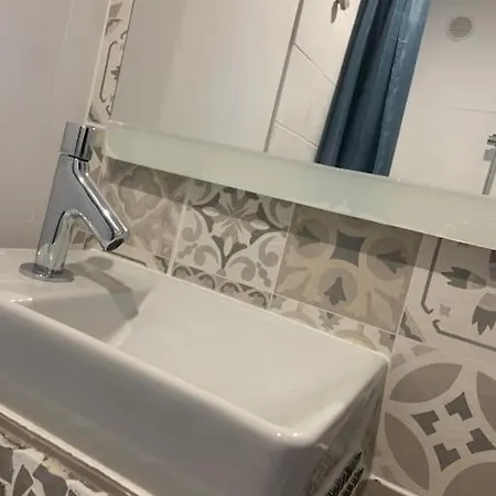 Rdc Avec Jardin Et Piscine Lejlighed *