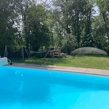 Rdc Avec Jardin Et Piscine